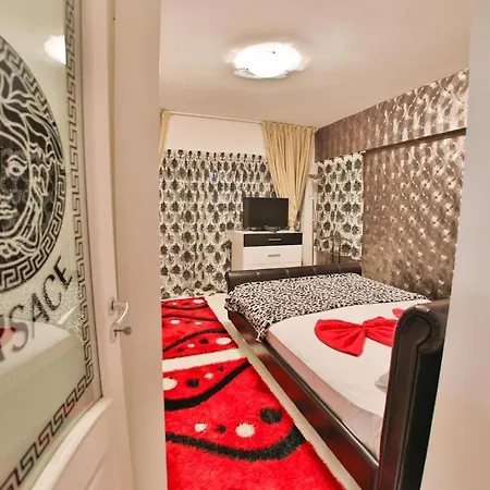 Apartment Versace *